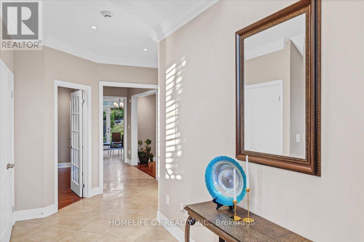 2355 North Ridge Trail, Oakville, Ontario  L6H 0A8 - Photo 7 - W12825008