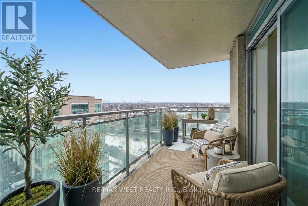 1716 - 185 Legion Road N, Toronto, Ontario  M8Y 0A1 - Photo 14 - W12825016