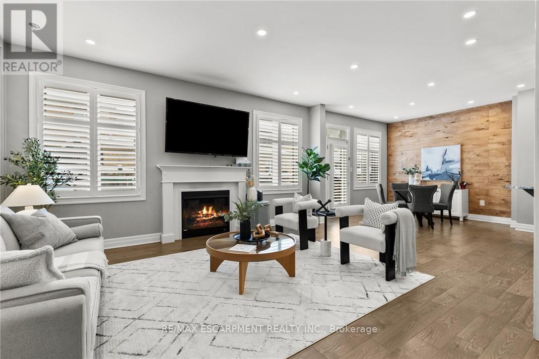 136 Hatt Court, Milton, Ontario  L9E 1G7 - Photo 16 - W12825022