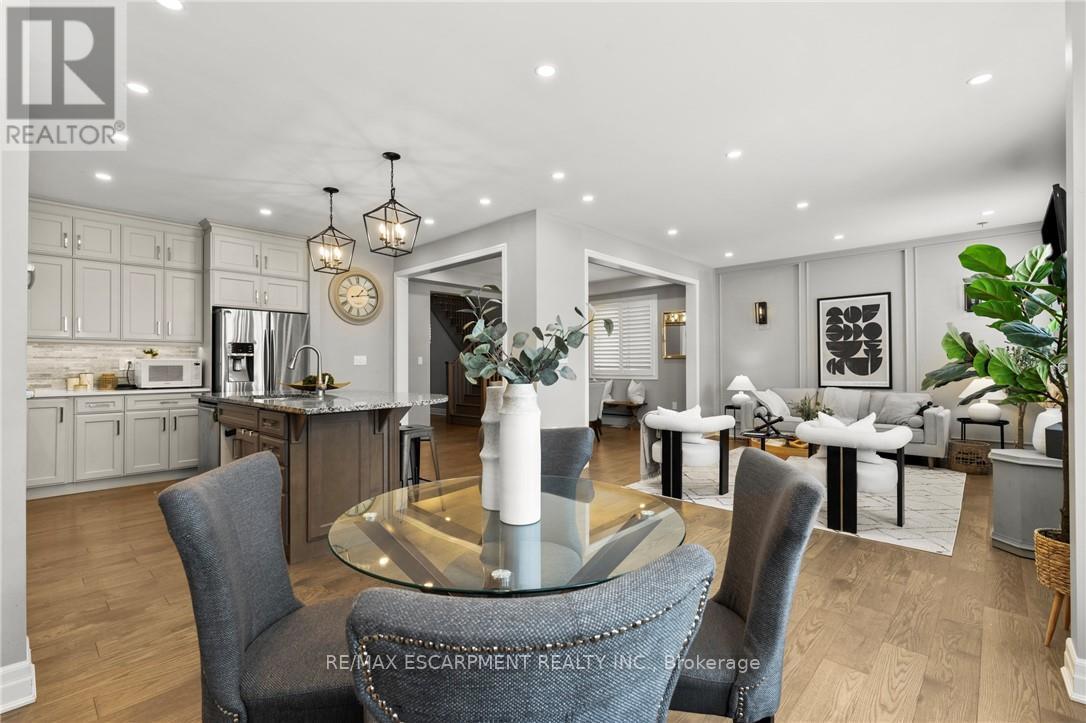 136 Hatt Court, Milton, Ontario  L9E 1G7 - Photo 20 - W12825022