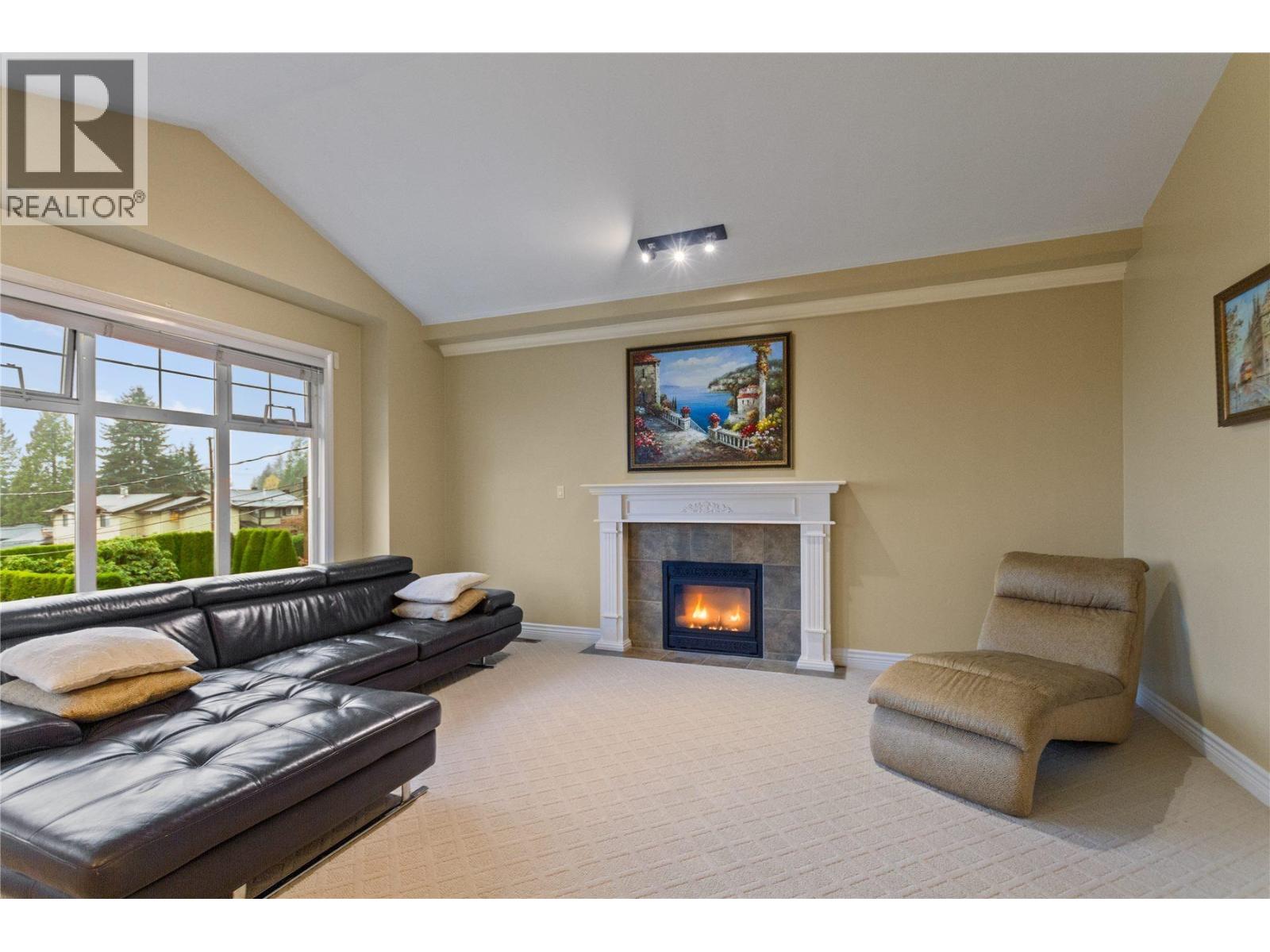 3782 Lonsdale Avenue, North Vancouver, British Columbia  V7N 3K6 - Photo 3 - R3094029