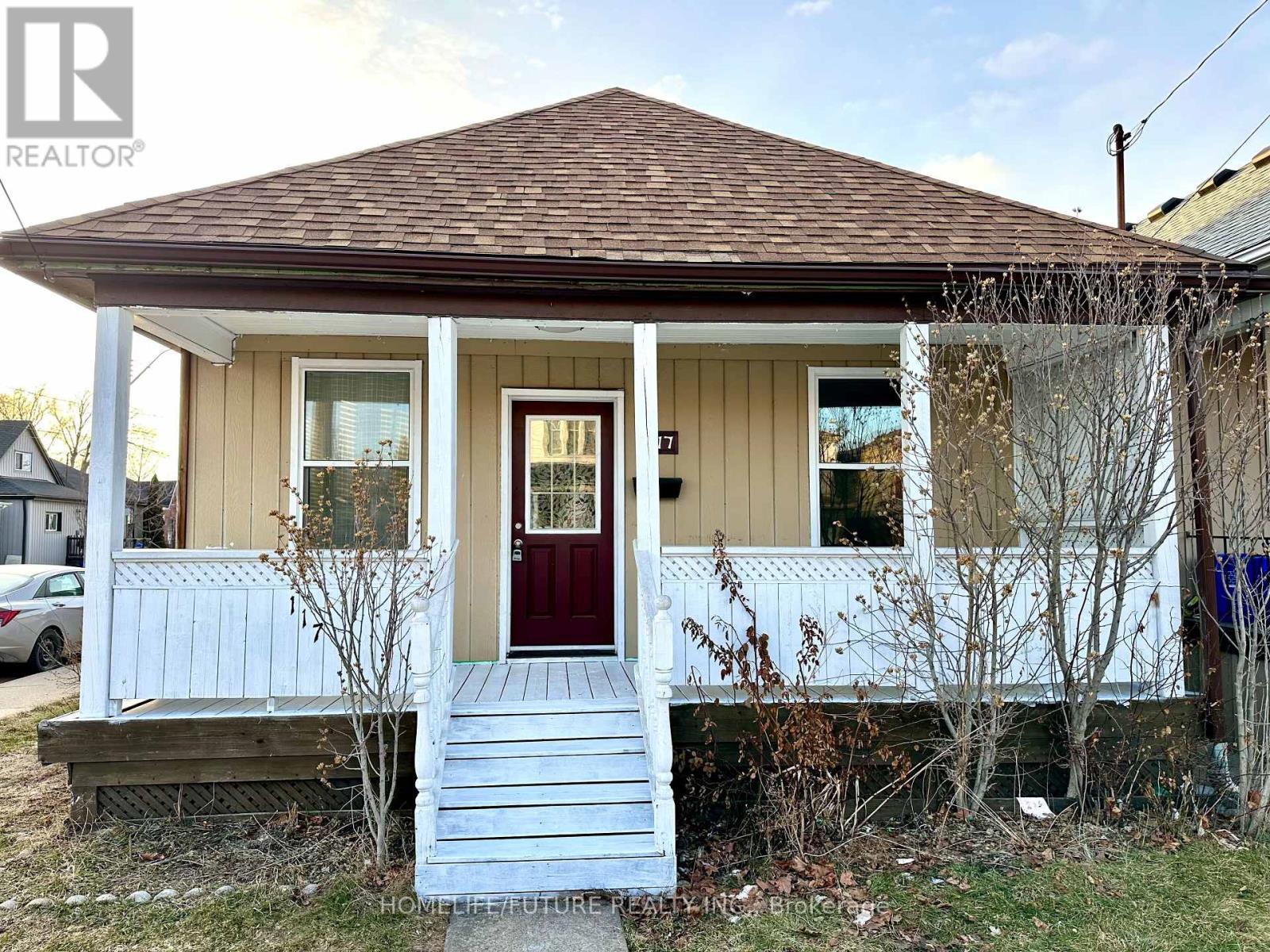 117 HARMONY AVENUE, Hamilton, Ontario