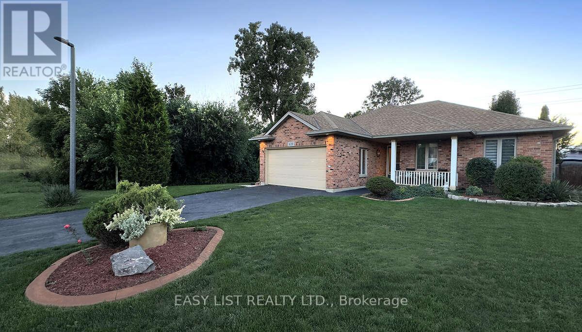 639 Secretariate Drive, St. Clair, Ontario  N0N 1G0 - Photo 3 - X12825014