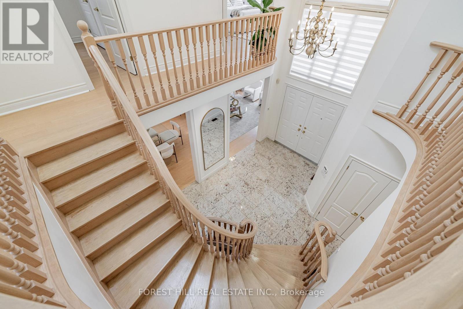 16 Northwood Drive, Toronto, Ontario  M2M 2J8 - Photo 3 - C12766286