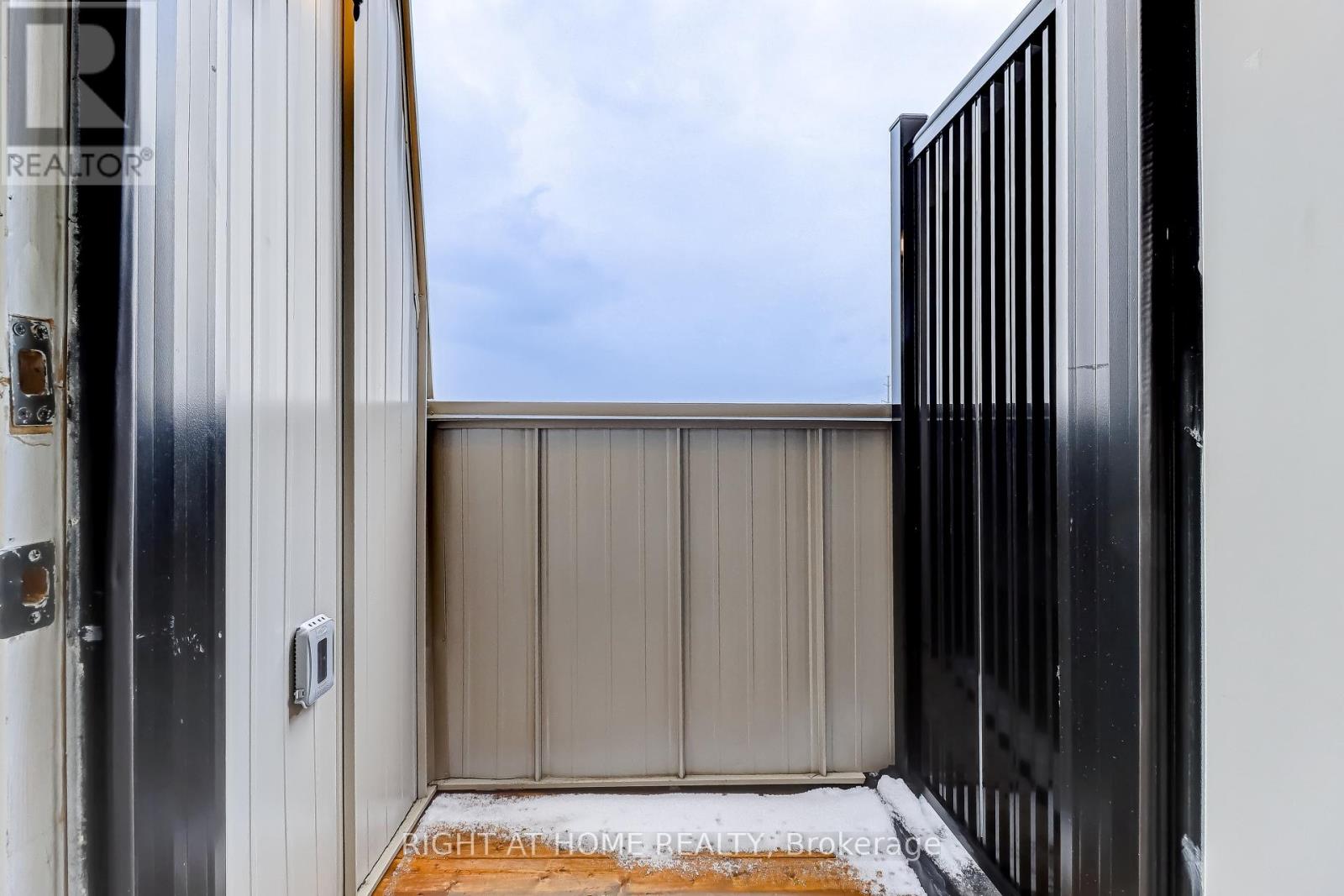 1 Case Ootes Drive, Toronto (Victoria Village), Ontario  M4A 0A9 - Photo 21 - C12790948