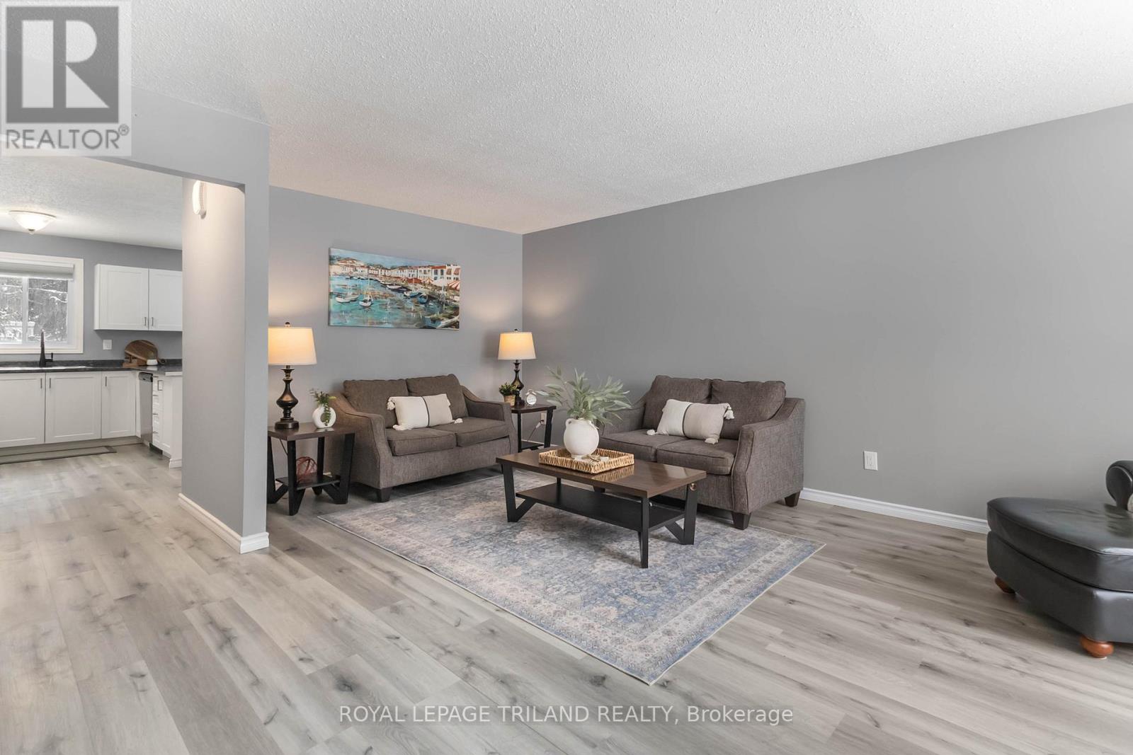 242 Monmore Road, London North, Ontario  N6G 3B4 - Photo 8 - X12752556