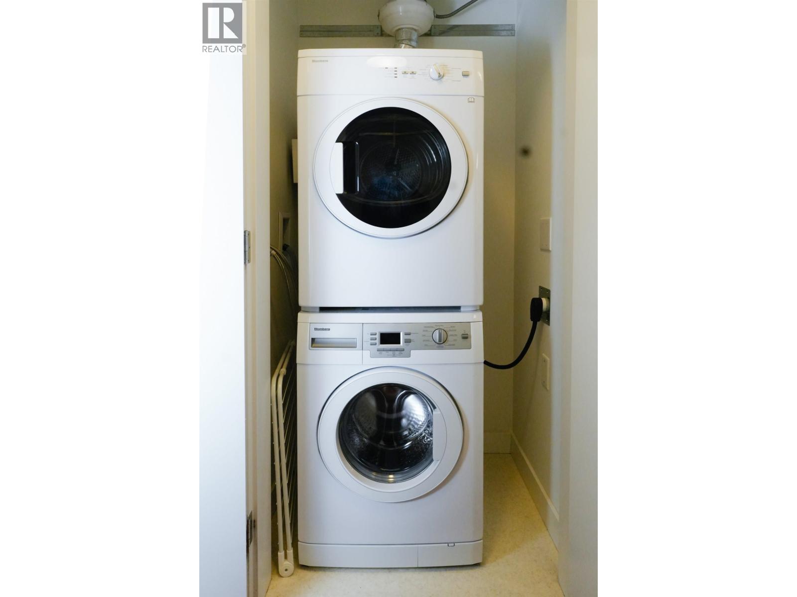 320 516 Foster Avenue, Coquitlam, British Columbia  V3J 0H8 - Photo 12 - R3093538