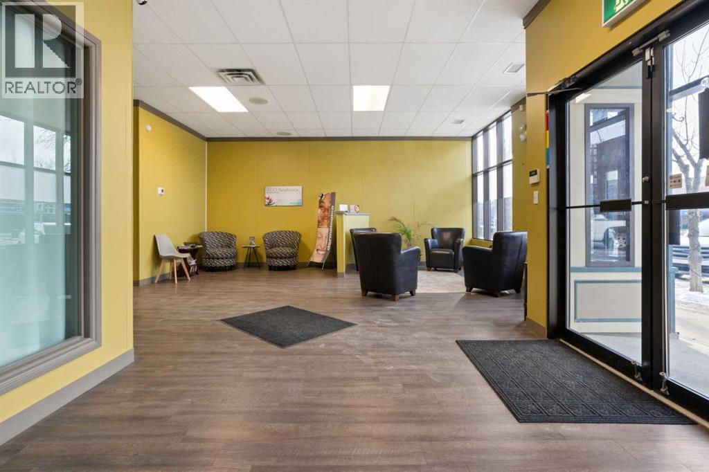 Unit A, 5051 50 Street, Camrose, Alberta  T4V 1R3 - Photo 10 - A2288982