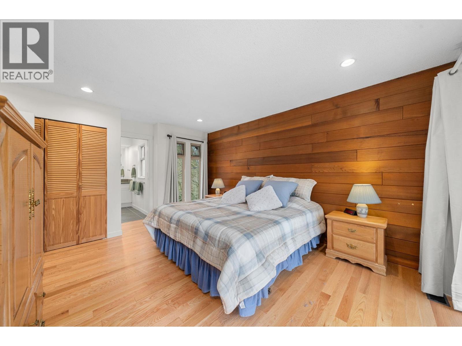 667 Fairway Drive, North Vancouver, British Columbia  V7G 1Z5 - Photo 13 - R3092427