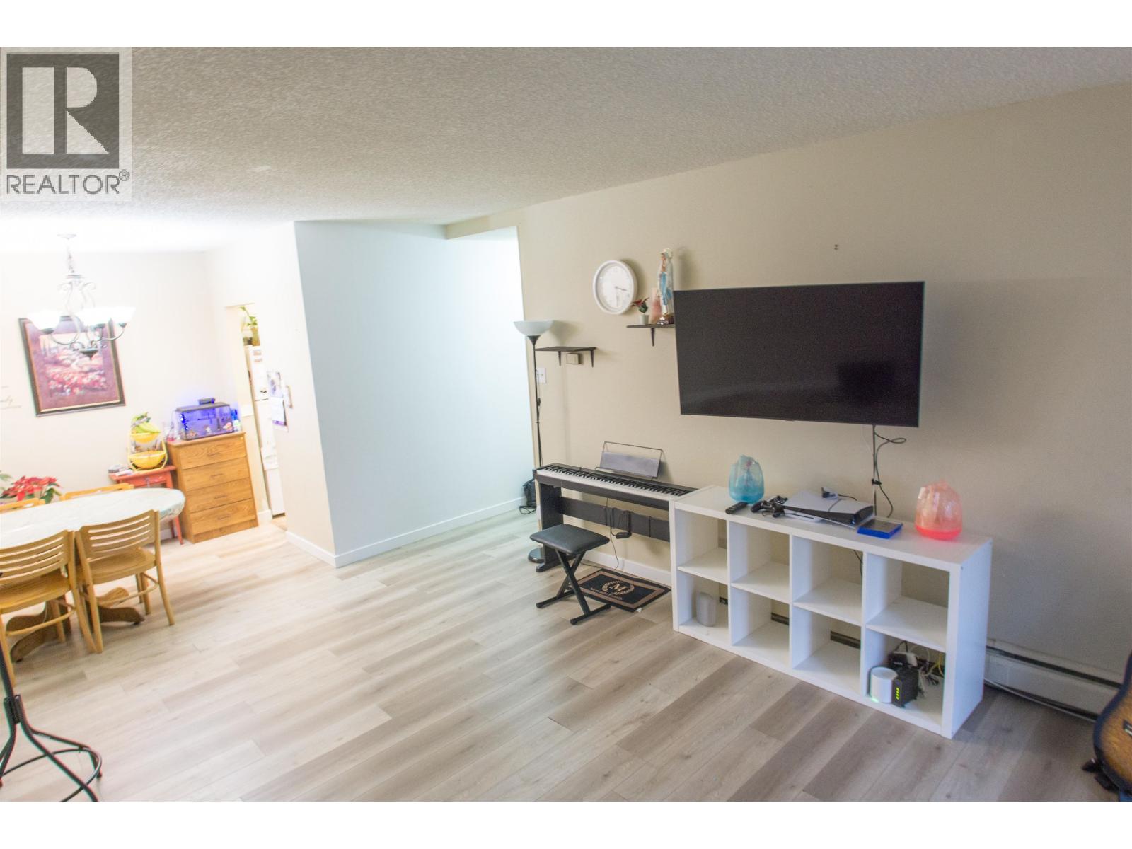 112 3411 Springfield Drive, Richmond, British Columbia  V7E 1Z1 - Photo 10 - R3084196