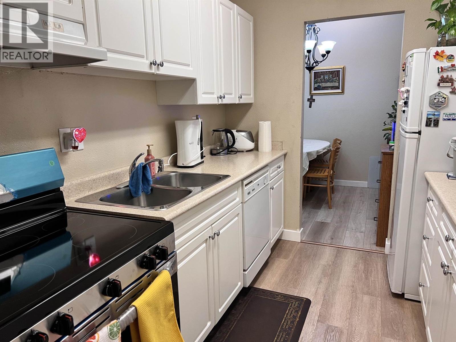 112 3411 Springfield Drive, Richmond, British Columbia  V7E 1Z1 - Photo 11 - R3084196