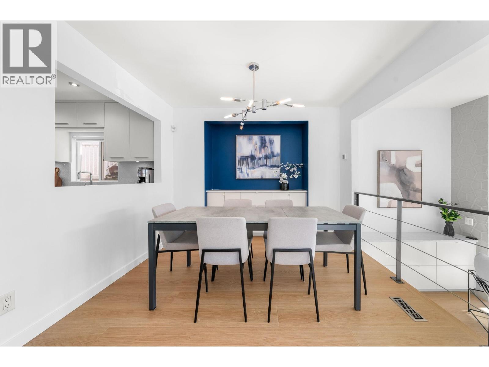 256 W 5th Street, North Vancouver, British Columbia  V7M 1K1 - Photo 10 - R3093674