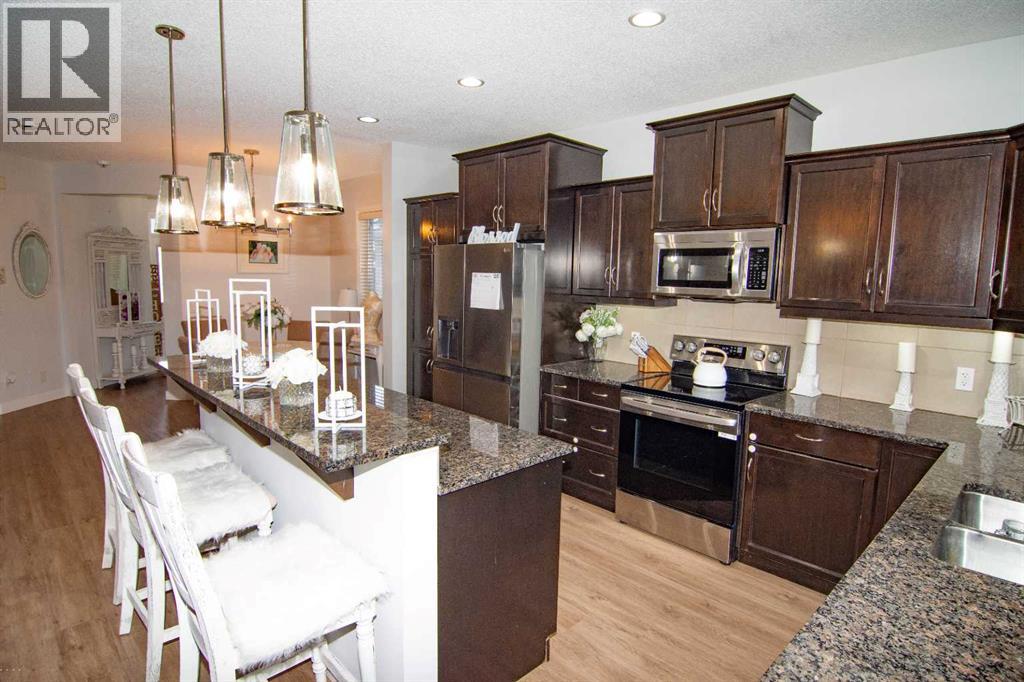 149 Cimarron Vista Crescent, Okotoks, Alberta  T1S 0K3 - Photo 12 - A2276499