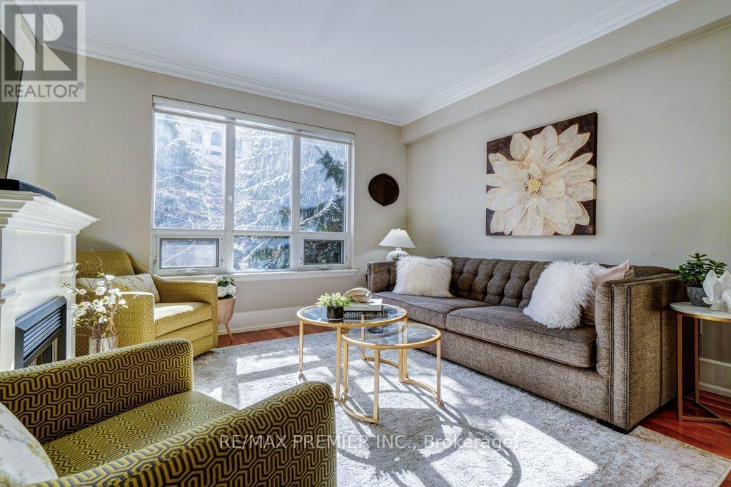 208C - 662 SHEPPARD AVENUE E, Toronto, Ontario