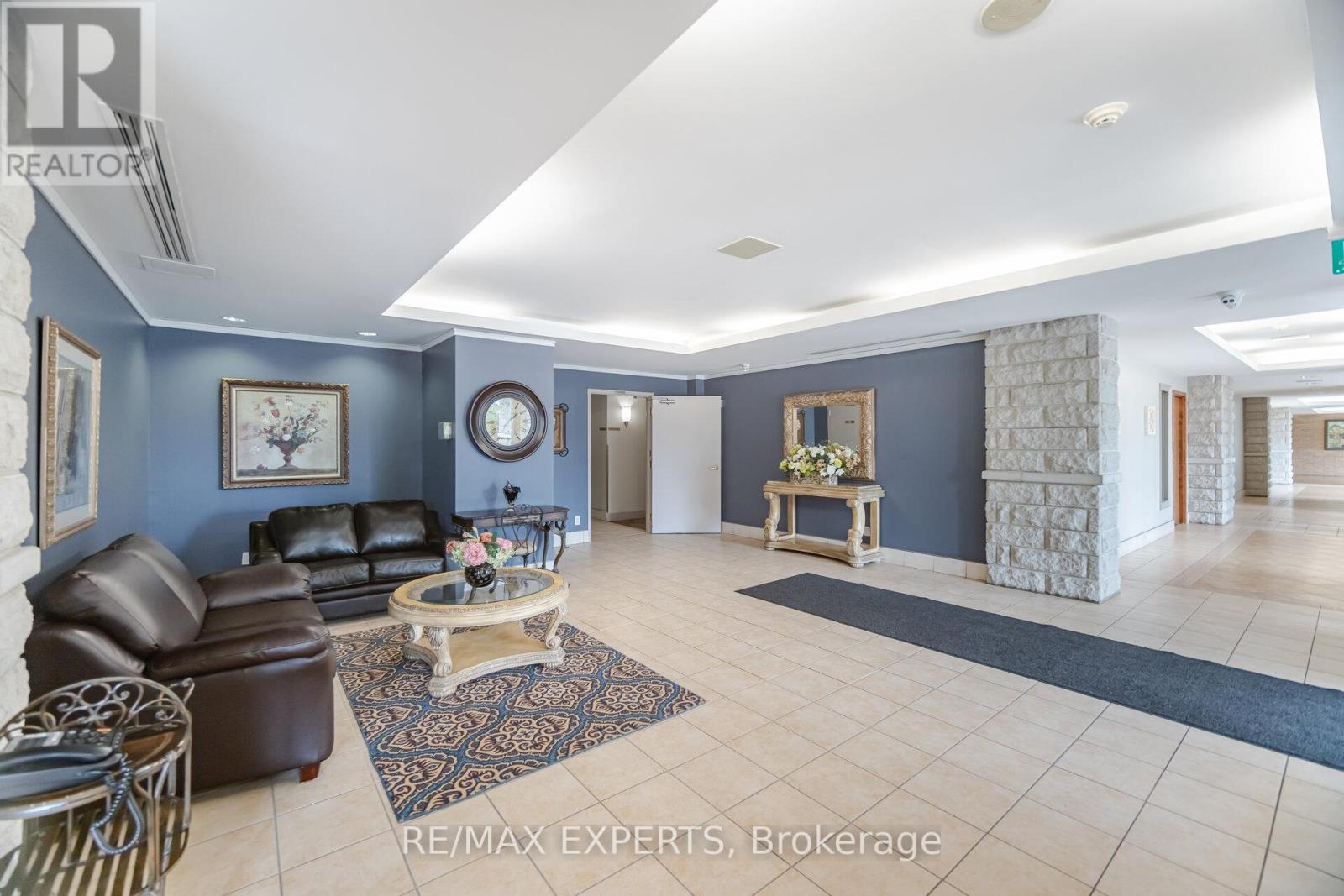 313 - 2504 Rutherford Road, Vaughan, Ontario  L4K 5N5 - Photo 6 - N12825050