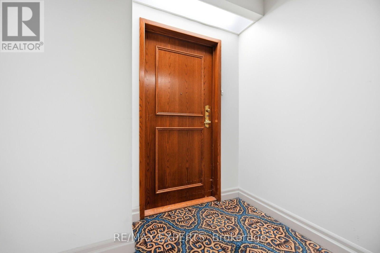 313 - 2504 Rutherford Road, Vaughan, Ontario  L4K 5N5 - Photo 8 - N12825050