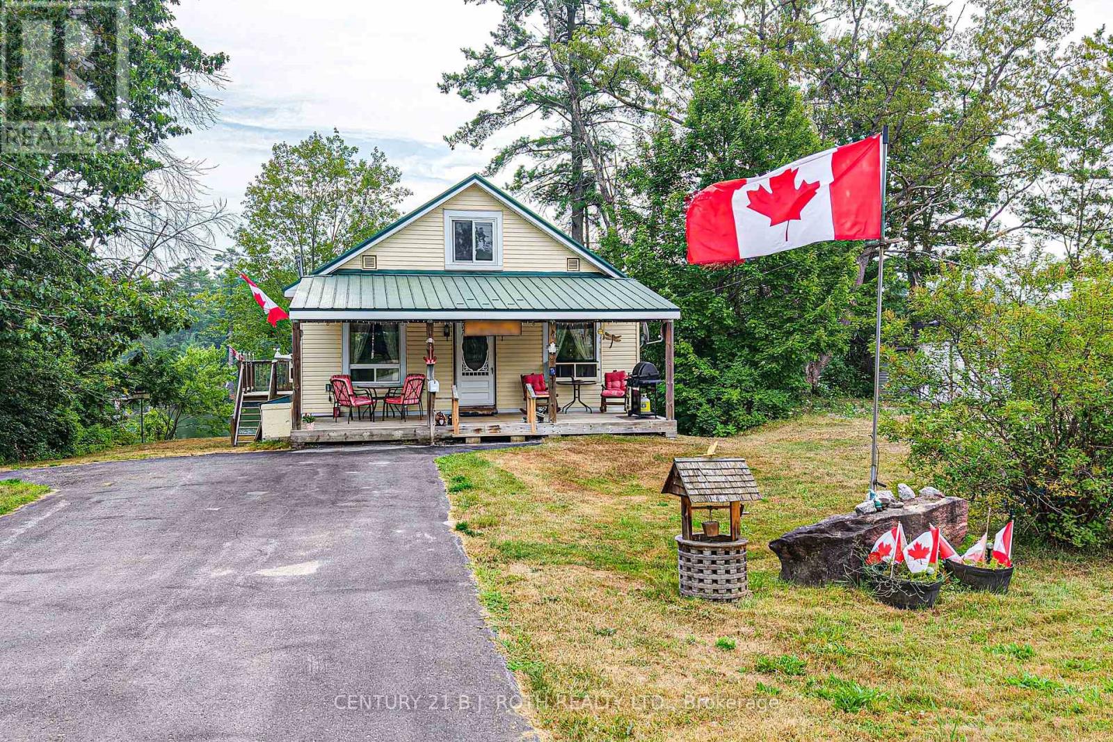 3297 Muskoka Street, Severn, Ontario  L0K 2B0 - Photo 1 - S12825052