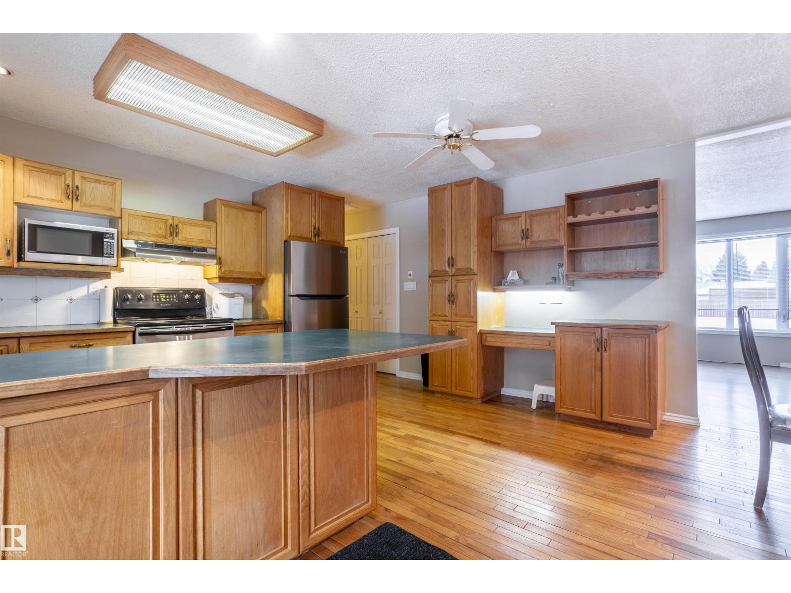 38 Arlington St, Spruce Grove, Alberta  T7X 2C1 - Photo 6 - E4475035