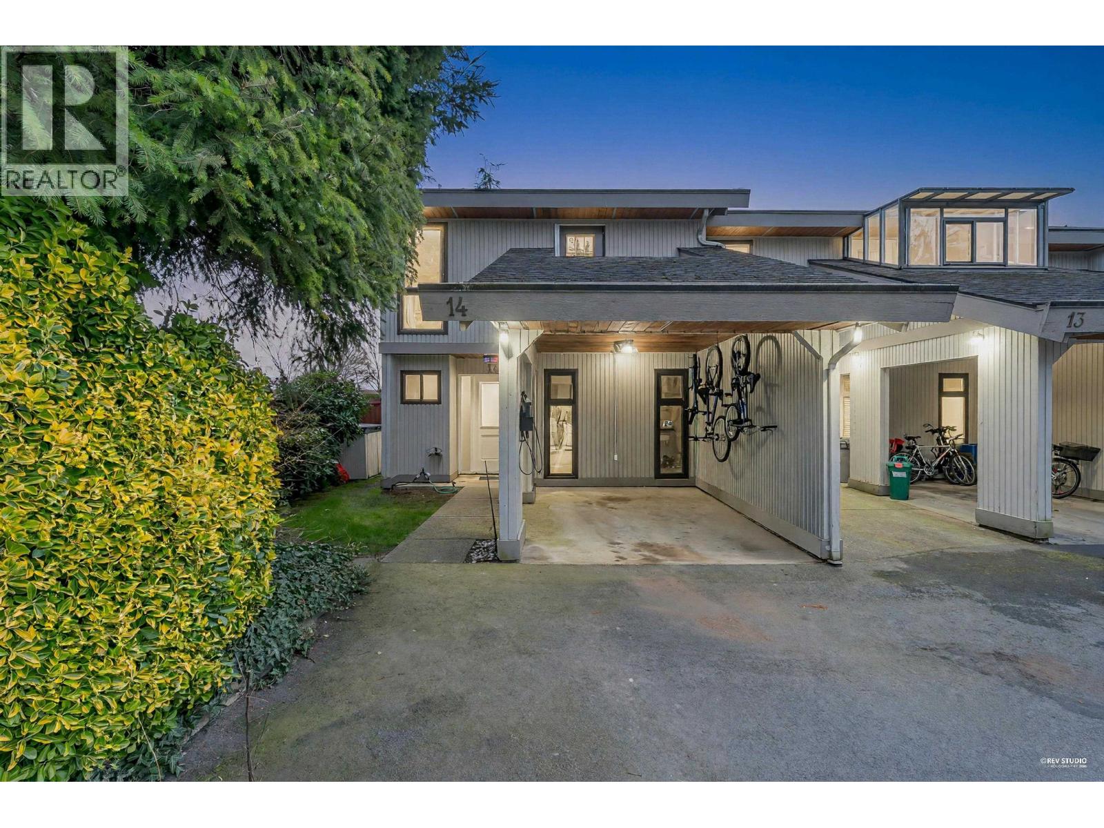 14 5600 LADNER TRUNK ROAD, Delta, British Columbia