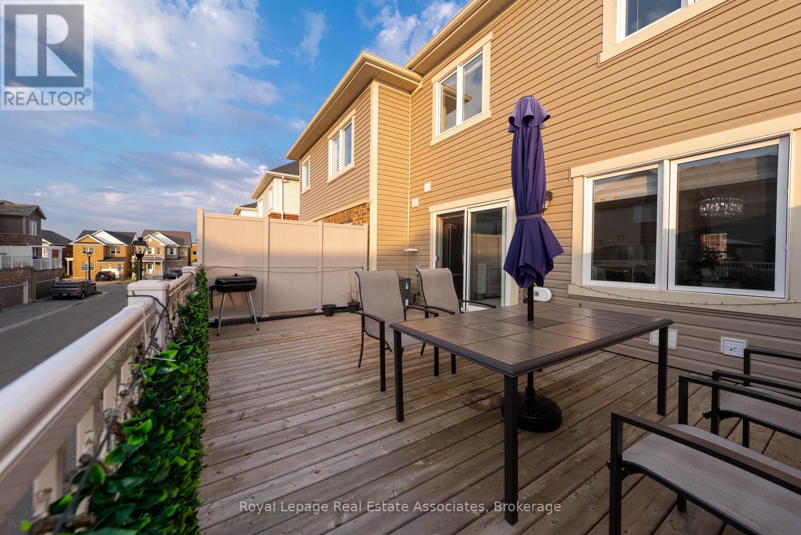 111 Gore Court, Milton, Ontario  L9E 1G3 - Photo 21 - W12825036