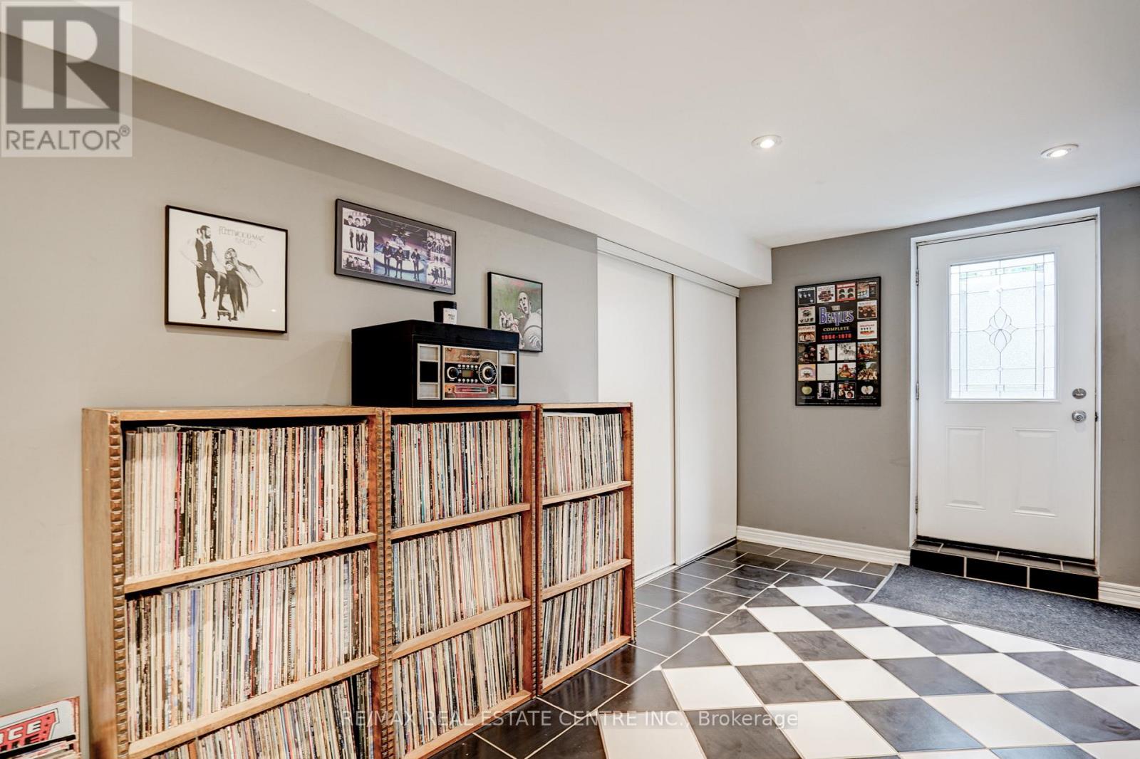 148 Bonistel Crescent, Brampton, Ontario  L7A 3H1 - Photo 26 - W12825040