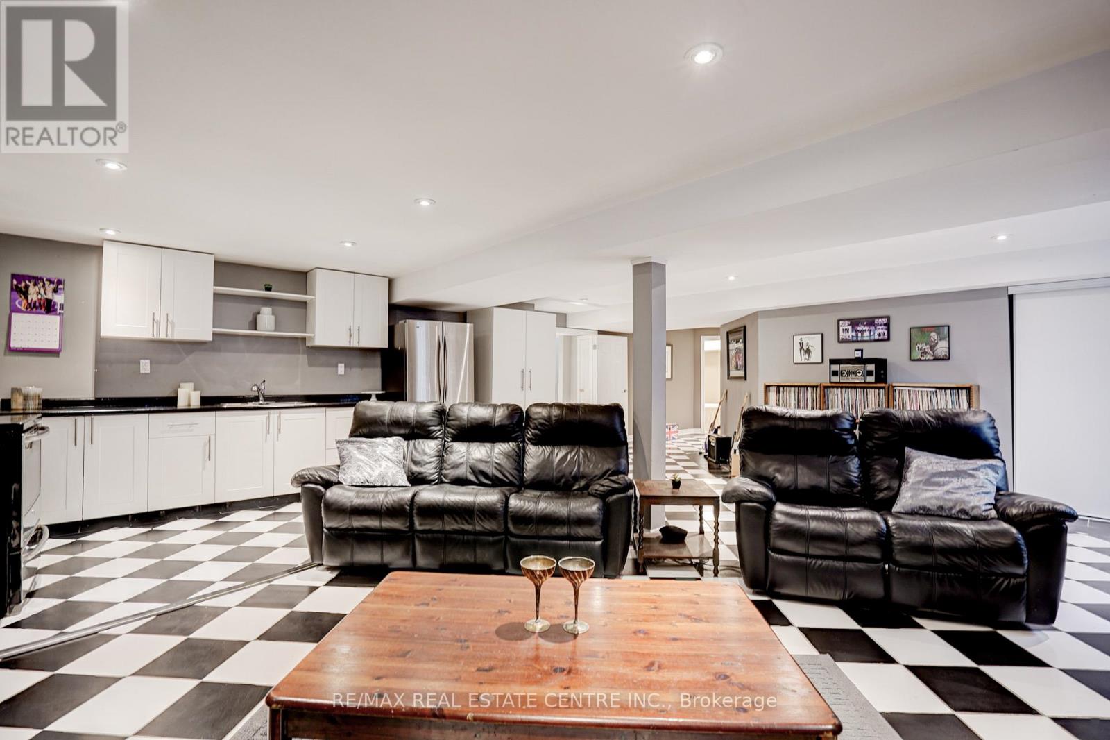 148 Bonistel Crescent, Brampton, Ontario  L7A 3H1 - Photo 28 - W12825040