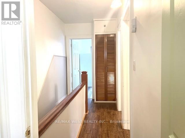 Upper - 321 Caledonia Road, Toronto, Ontario  M6E 4T4 - Photo 4 - W12825042