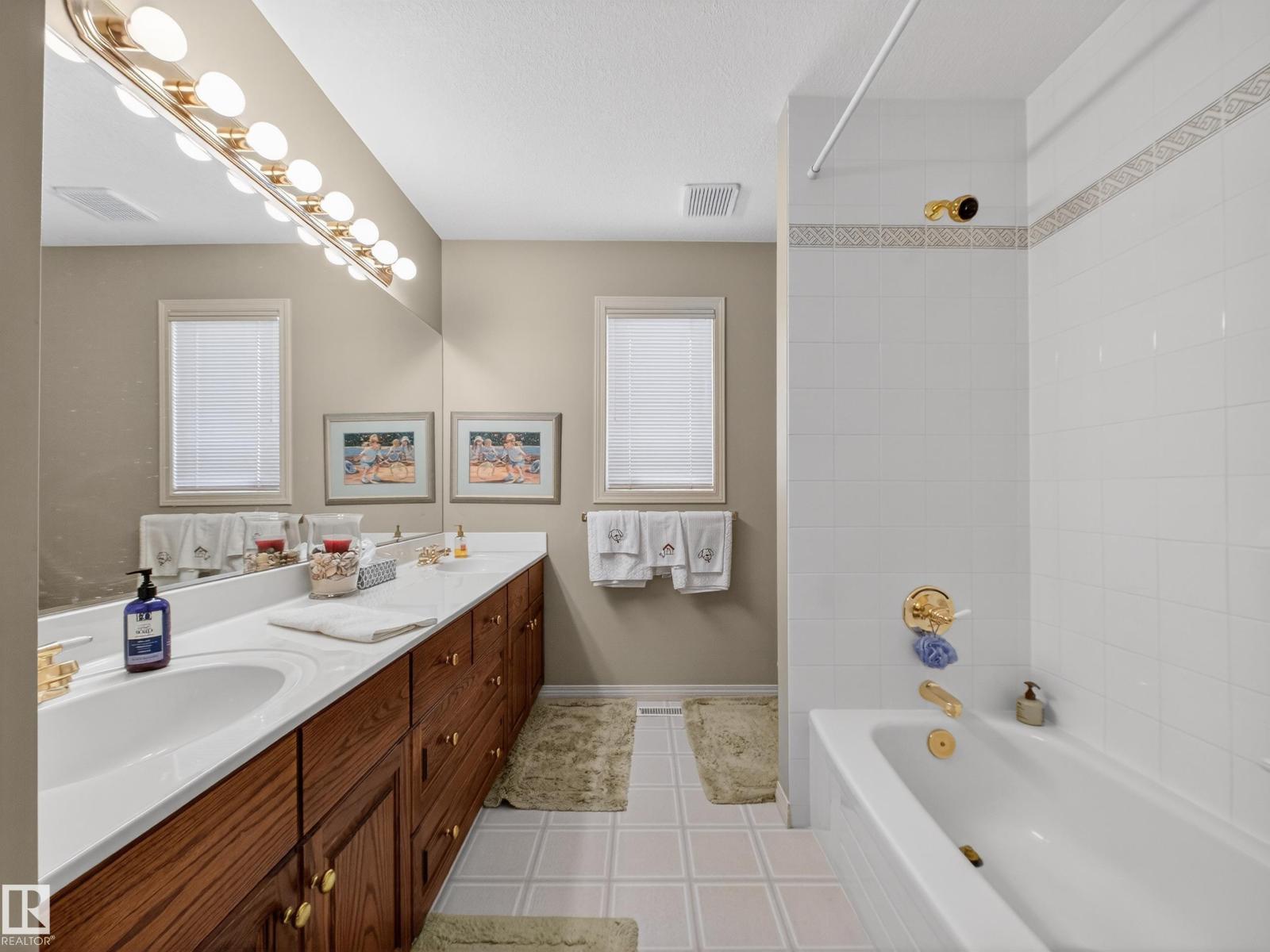 403 Twin Brooks Cr Nw, Edmonton, Alberta  T6K 0J4 - Photo 45 - E4475042