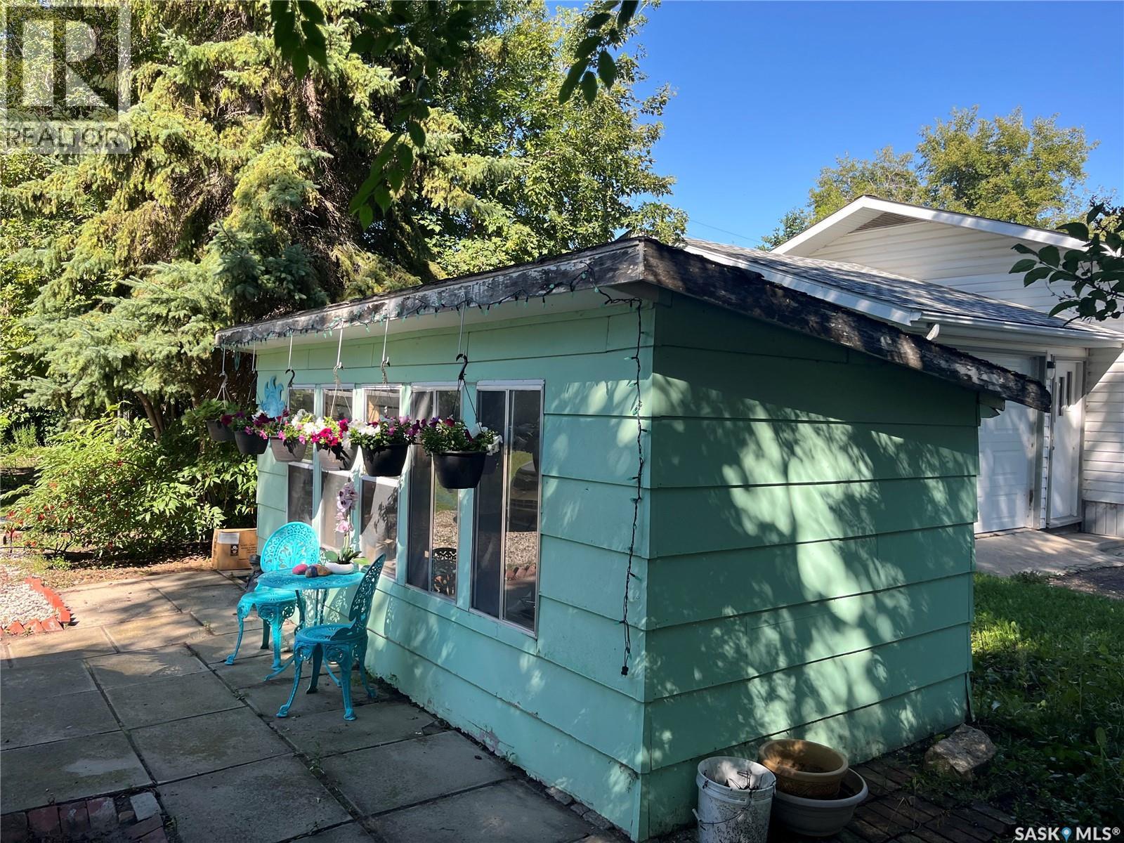 225 First Street, Wadena, Saskatchewan  S0A 4J0 - Photo 3 - SK029275