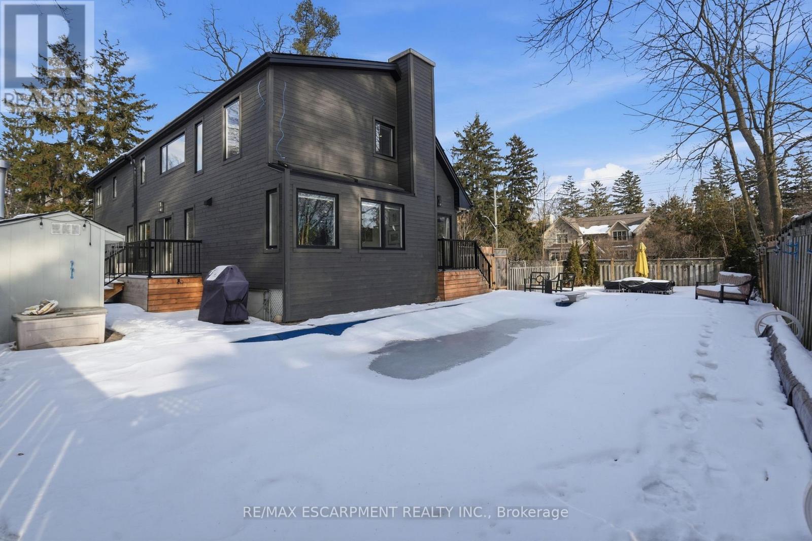 29 Pinewood Trail, Mississauga, Ontario  L5G 2L2 - Photo 47 - W12824030