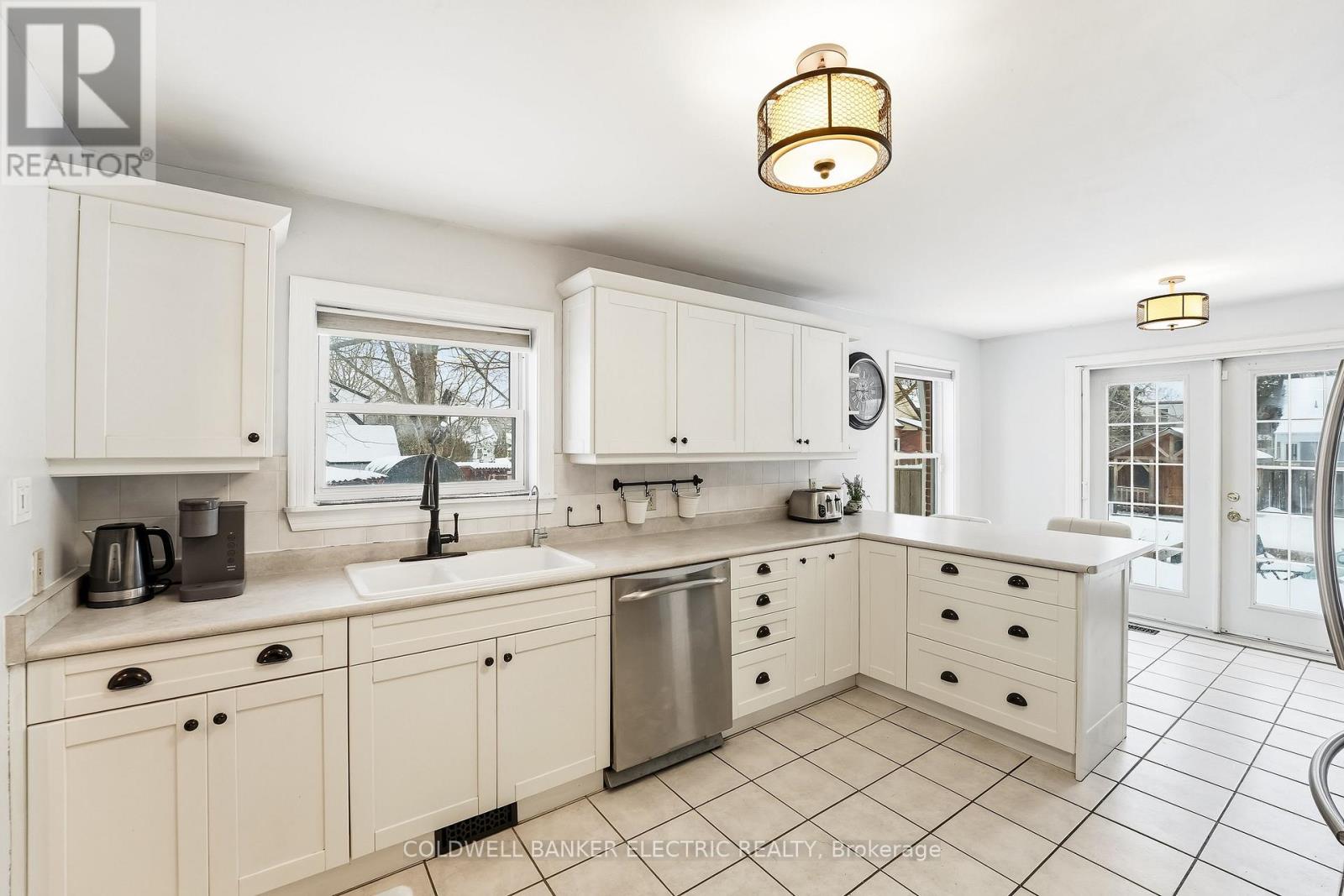 118 Cedar Street, Whitby, Ontario  L1N 2P1 - Photo 13 - E12825094