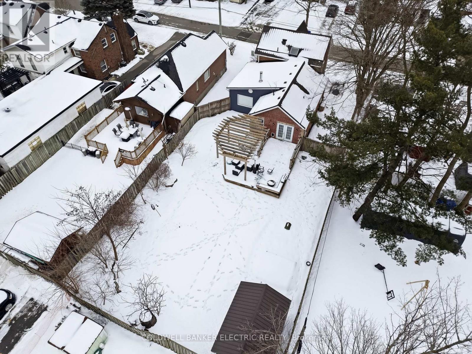 118 Cedar Street, Whitby, Ontario  L1N 2P1 - Photo 33 - E12825094