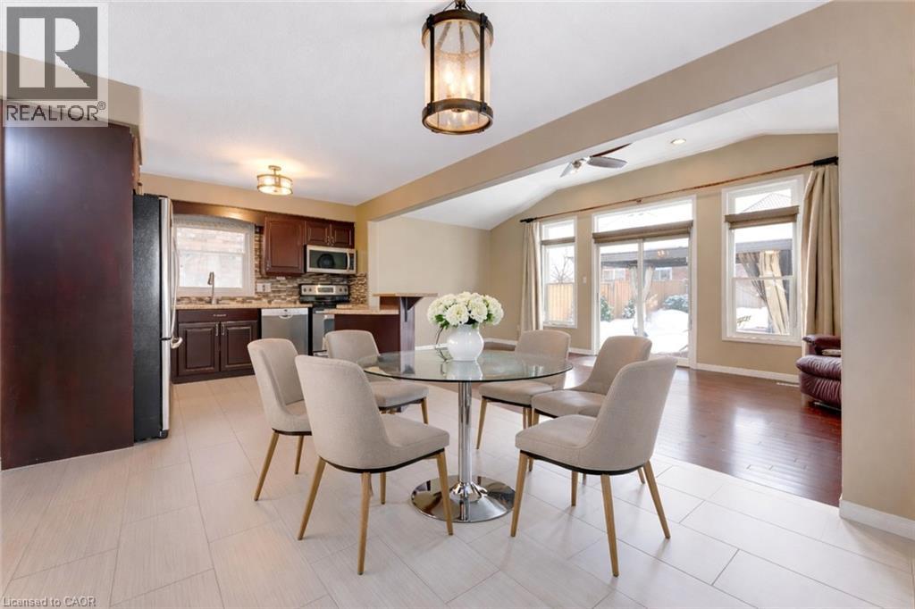 505 Snowdrop Court, Kitchener, Ontario  N2E 4G4 - Photo 11 - 40807393