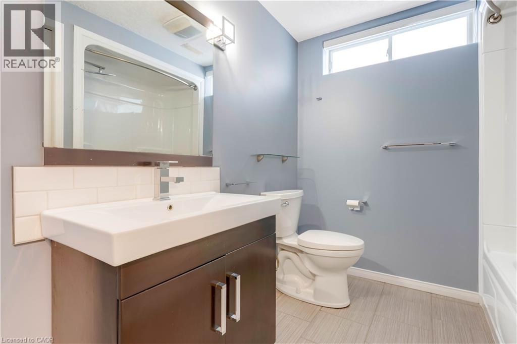 505 Snowdrop Court, Kitchener, Ontario  N2E 4G4 - Photo 35 - 40807393