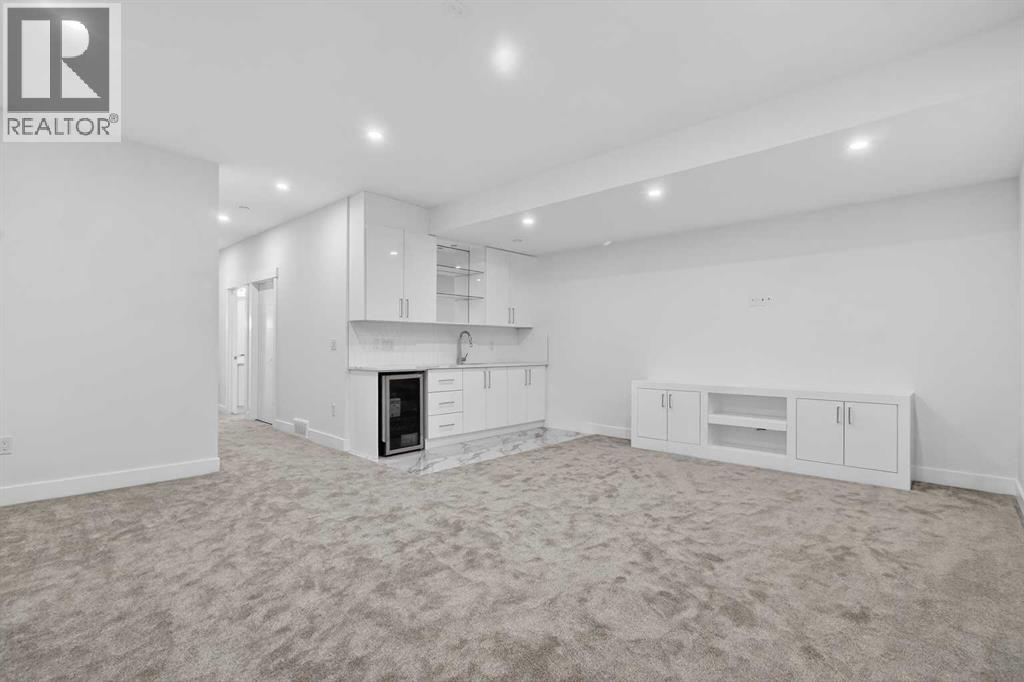 430 33 Avenue Nw, Calgary, Alberta  T2K 0B4 - Photo 45 - A2279604