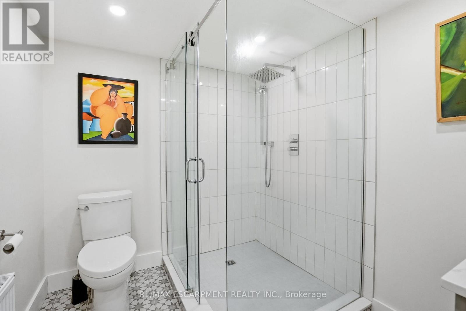 29 Pinewood Trail, Mississauga (Mineola), Ontario  L5G 2L2 - Photo 43 - W12824030