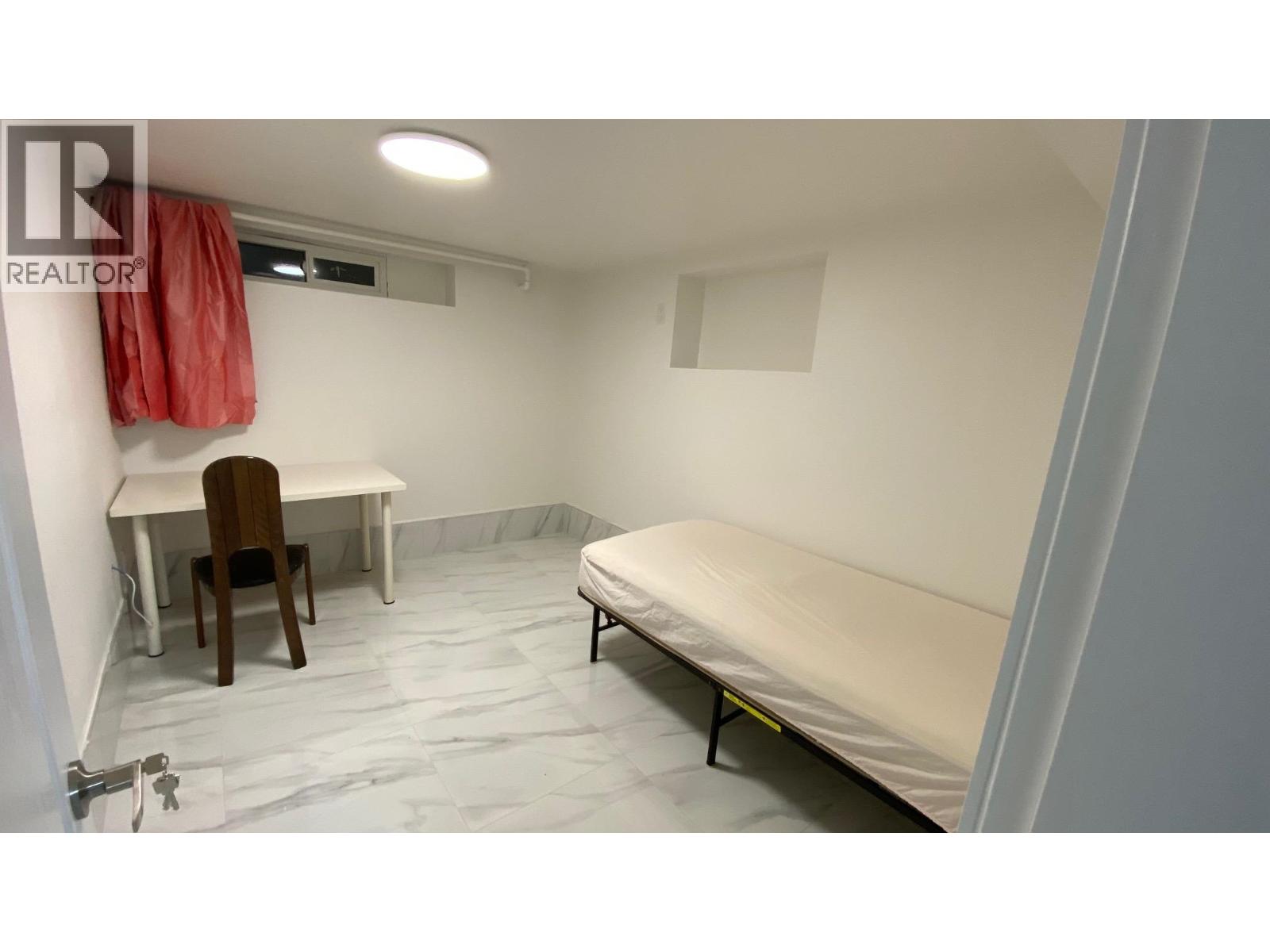 525 Sixteenth Street, New Westminster, British Columbia  V3M 4R4 - Photo 6 - R3089856