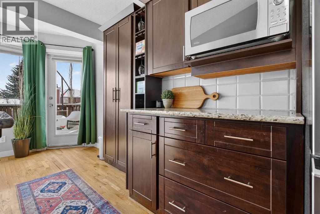 57 Shannon Circle Sw, Calgary, Alberta  T2Y 2K4 - Photo 11 - A2287196