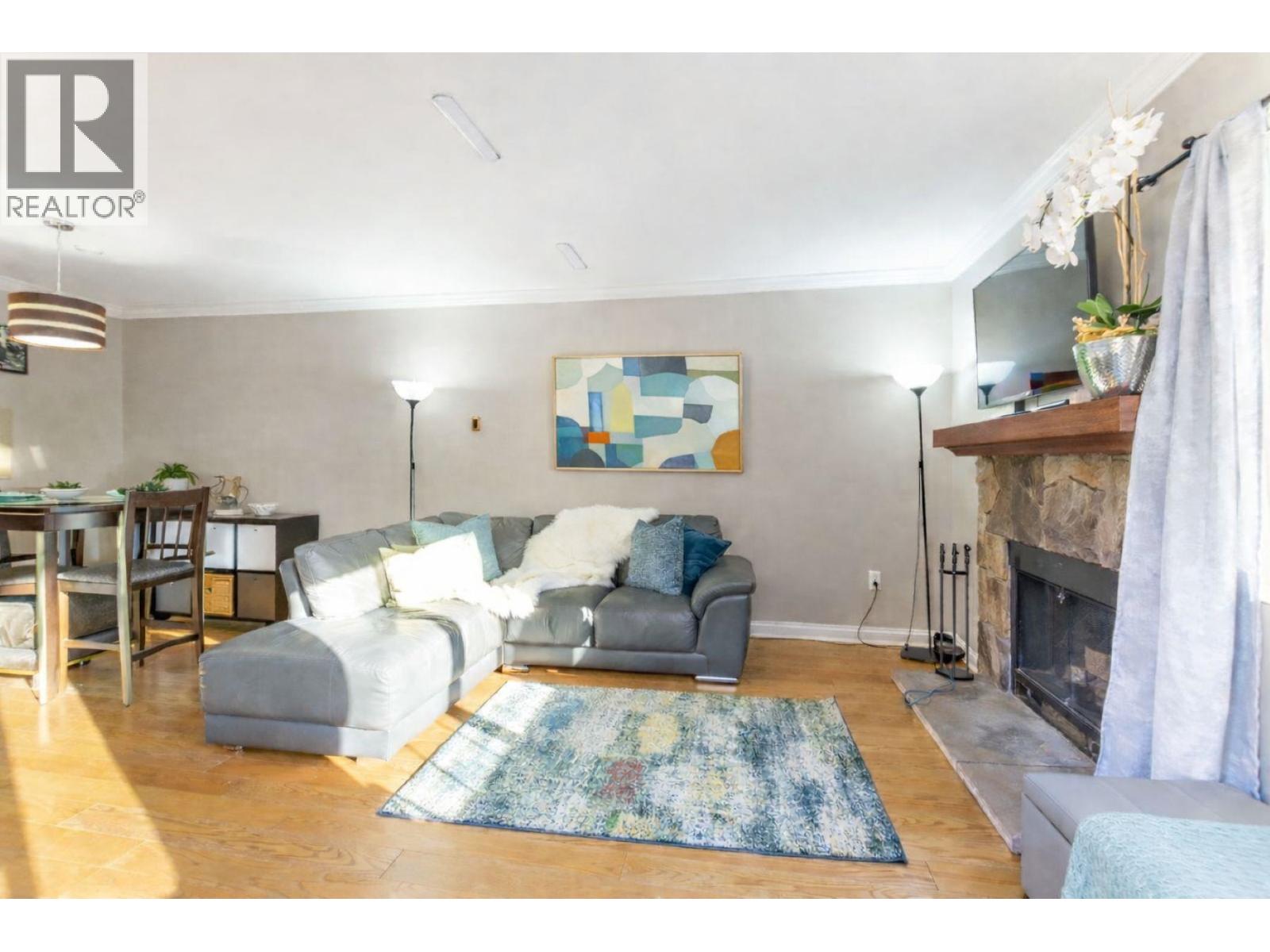 307 3275 Mountain Highway, North Vancouver, British Columbia  V7K 2H4 - Photo 3 - R3085878