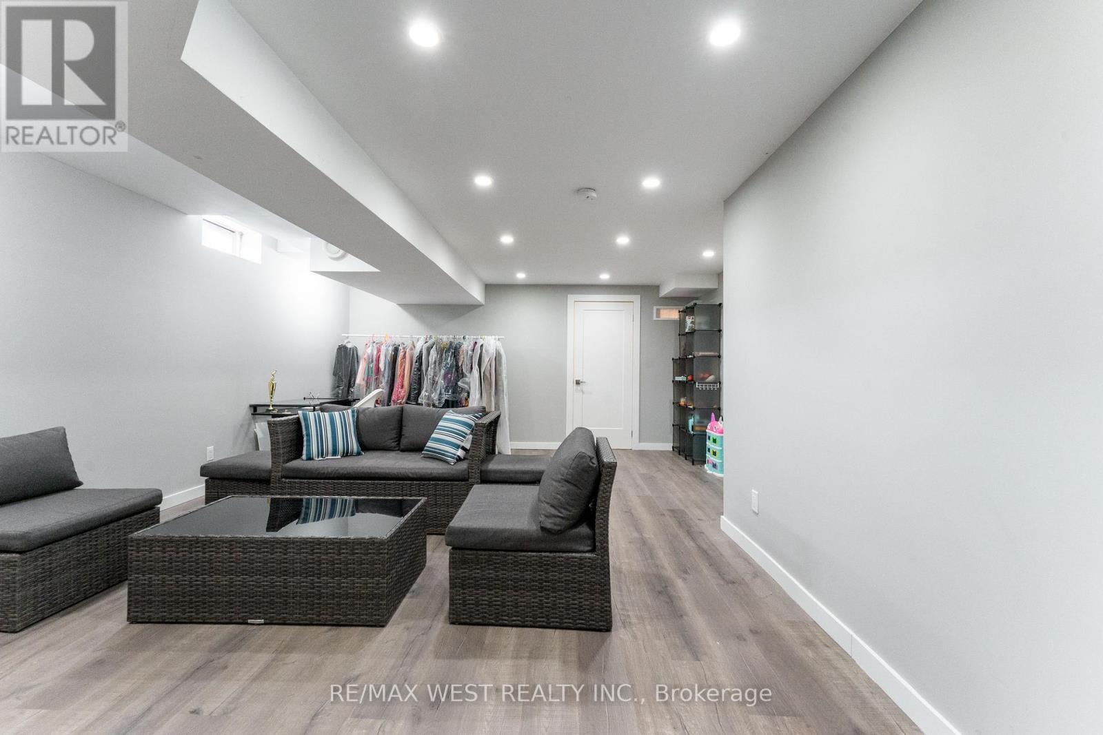 1977 Pine Grove Avenue, Pickering, Ontario  L1V 6R5 - Photo 32 - E12825078