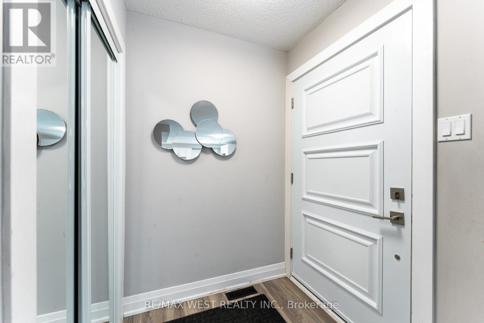 1977 Pine Grove Avenue, Pickering, Ontario  L1V 6R5 - Photo 9 - E12825078