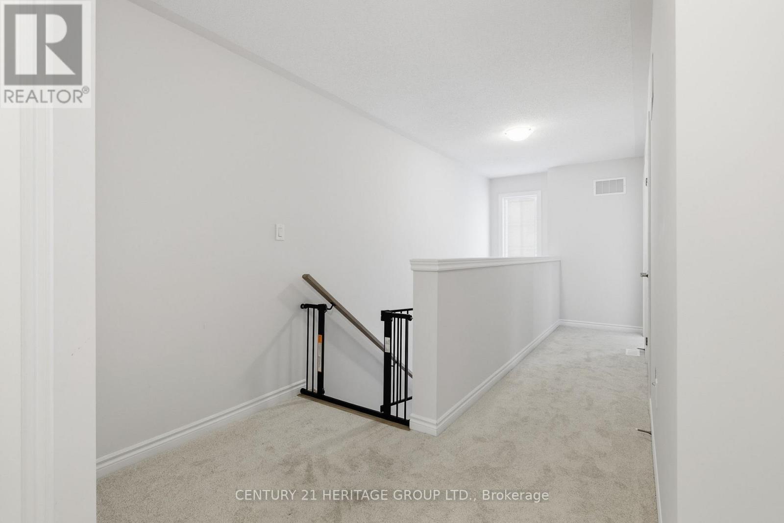 8 Scotia Road, Georgina (Sutton & Jackson's Point), Ontario  L0E 1R0 - Photo 15 - N12825136