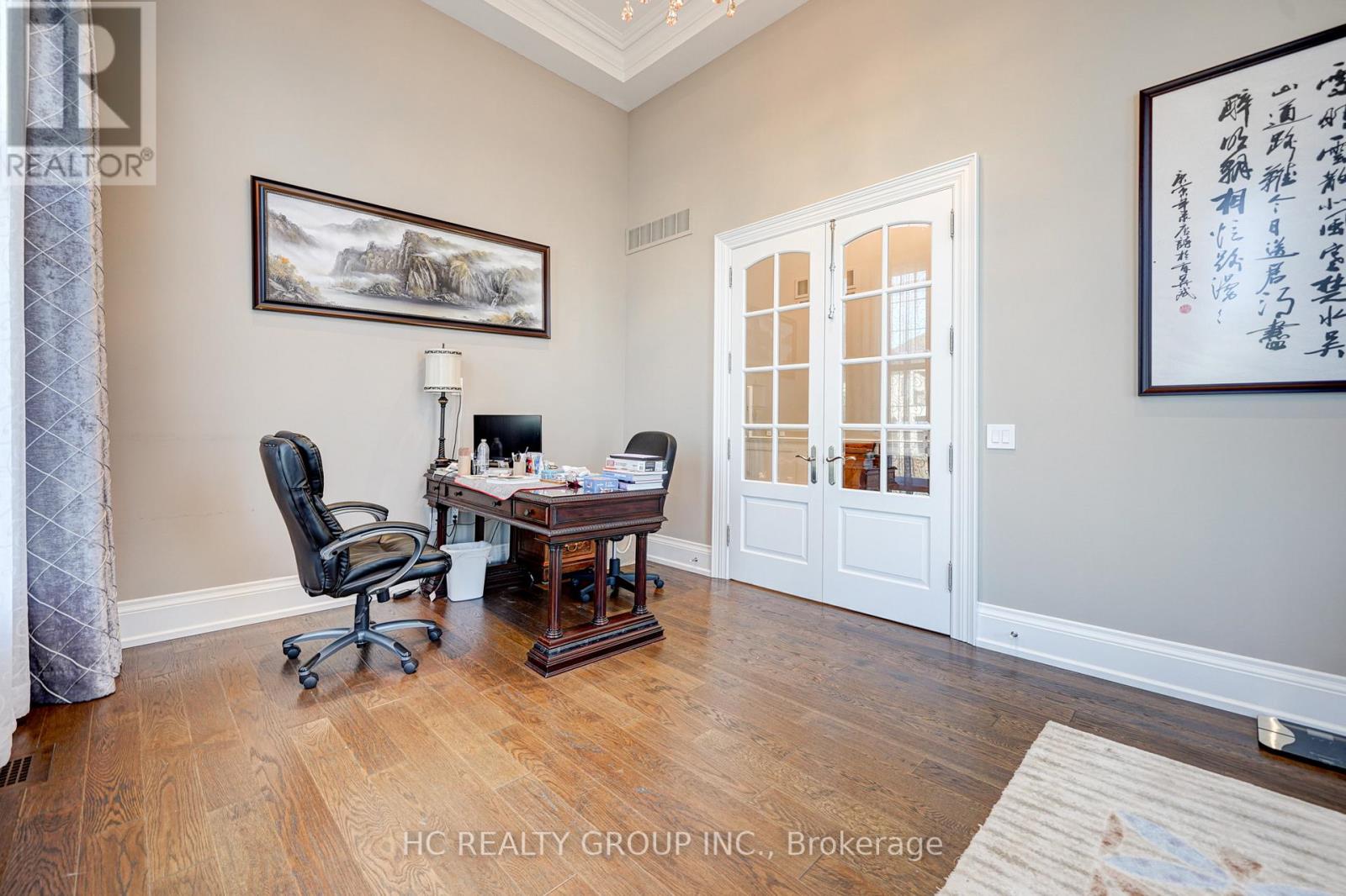 58 Langdon Drive, King (King City), Ontario  L7B 0L9 - Photo 4 - N12825146