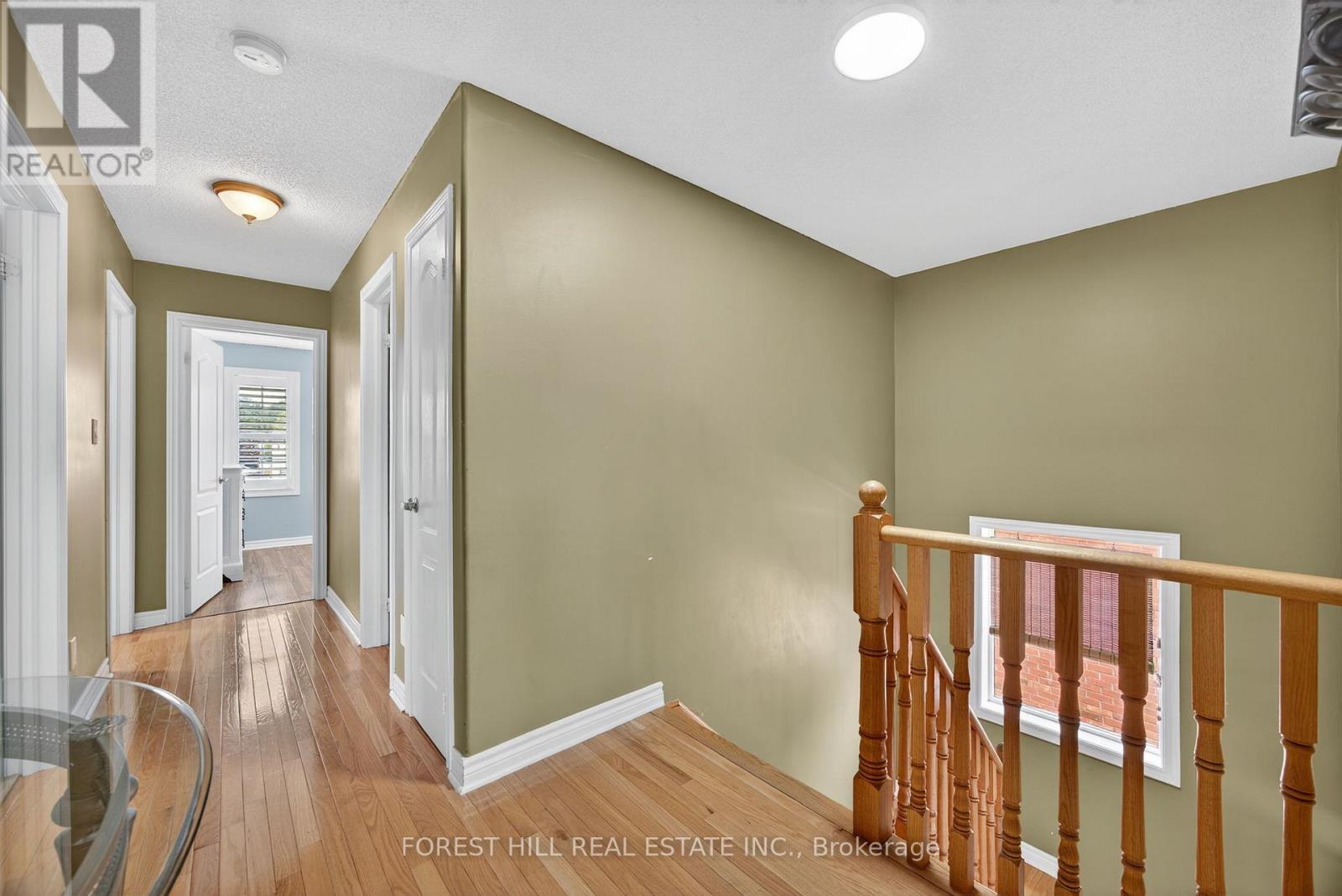 31 Connaught Lane, Barrie, Ontario  L4M 0A6 - Photo 19 - S12825068