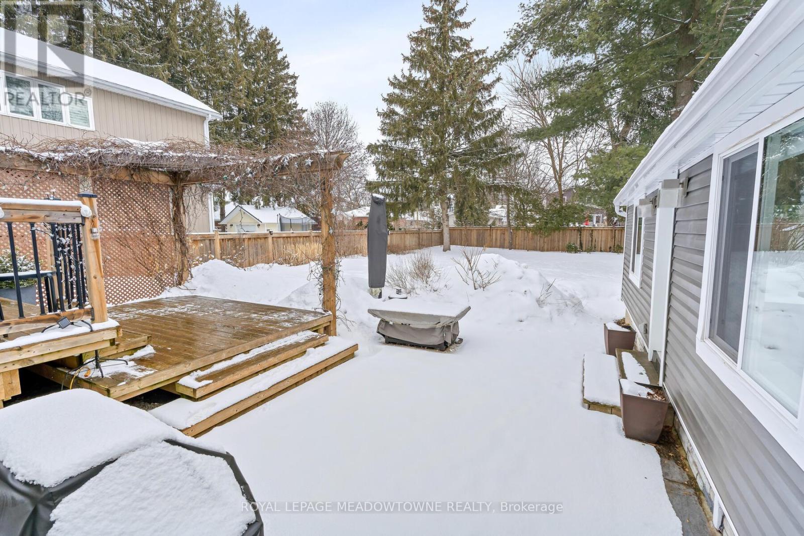 19 Union Street, Halton Hills, Ontario  L7G 3M1 - Photo 37 - W12822052