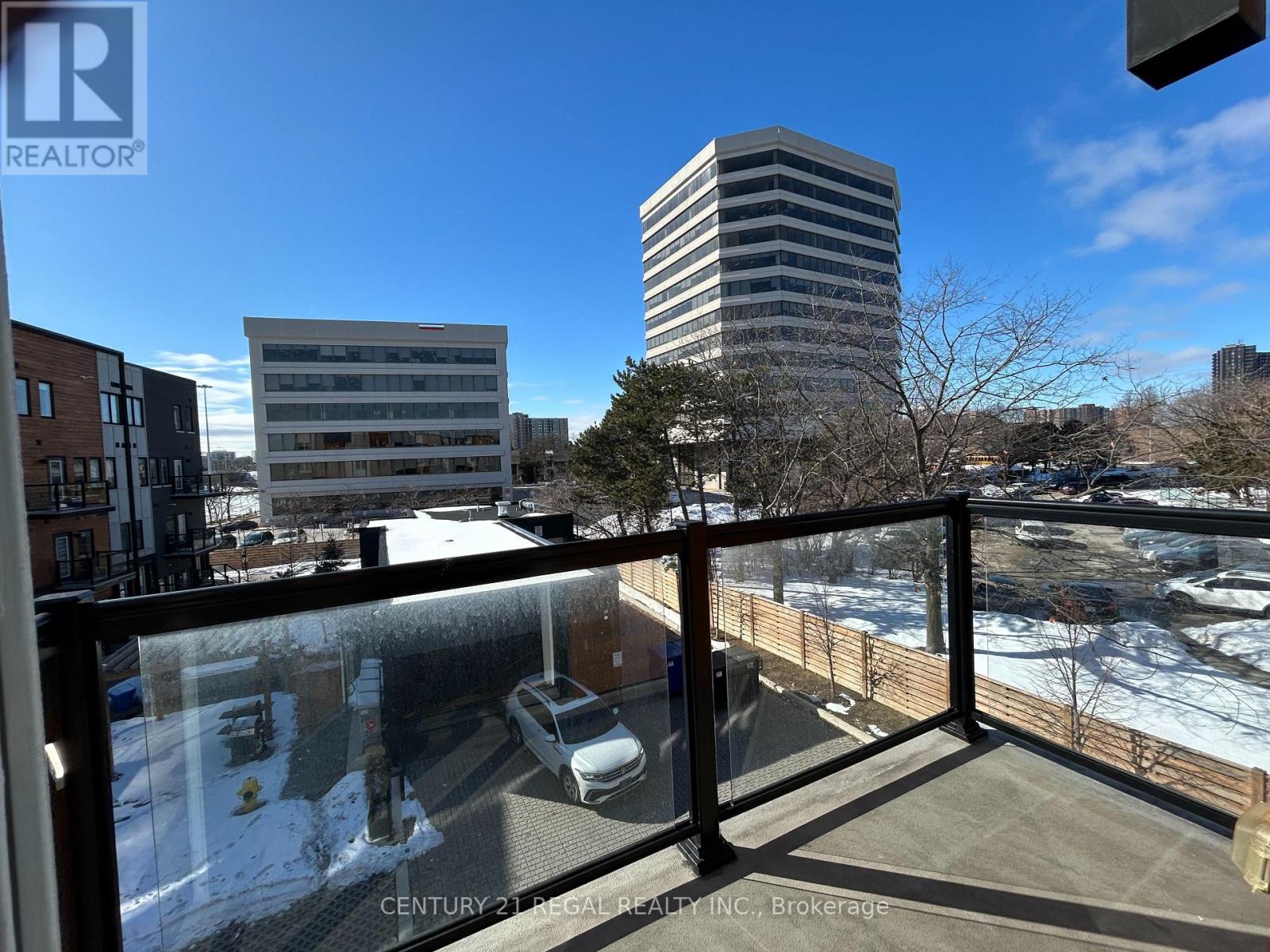 306 - 400 The East Mall Street, Toronto, Ontario  M9B 3Z9 - Photo 5 - W12825098