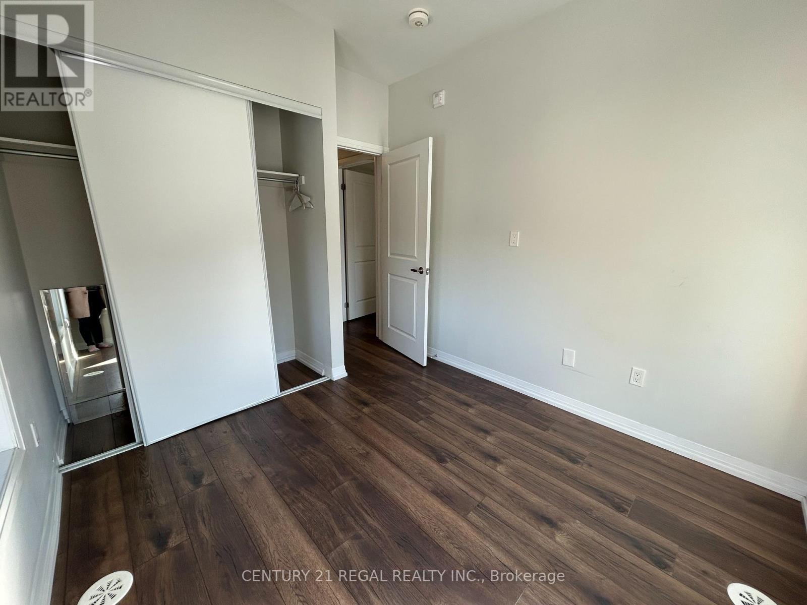 306 - 400 The East Mall Street, Toronto, Ontario  M9B 3Z9 - Photo 9 - W12825098