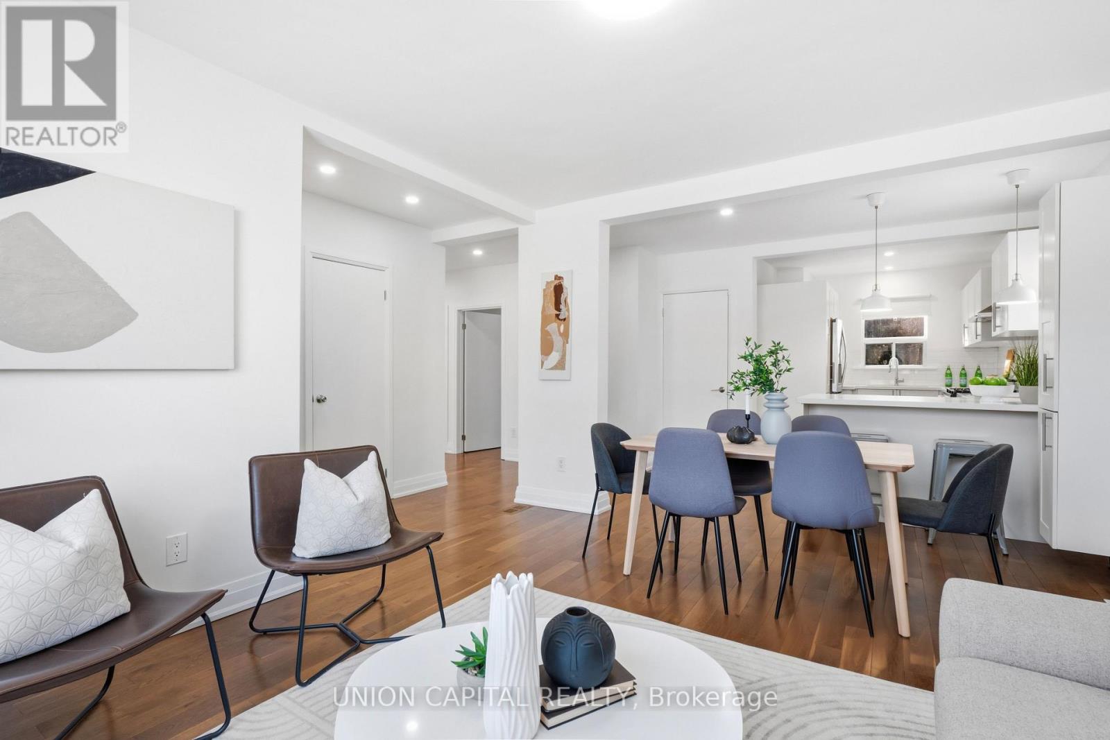 22 Chappel Hill Road, Toronto, Ontario  M3M 1M2 - Photo 6 - W12825112