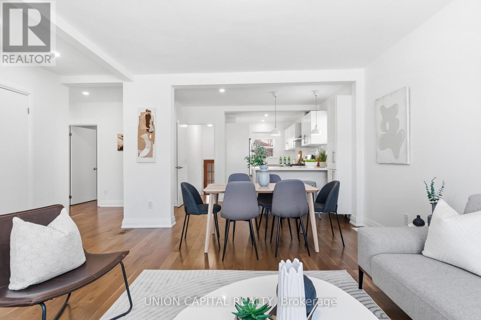 22 Chappel Hill Road, Toronto, Ontario  M3M 1M2 - Photo 7 - W12825112