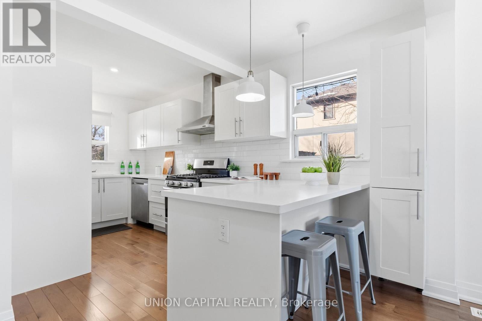 22 Chappel Hill Road, Toronto, Ontario  M3M 1M2 - Photo 9 - W12825112